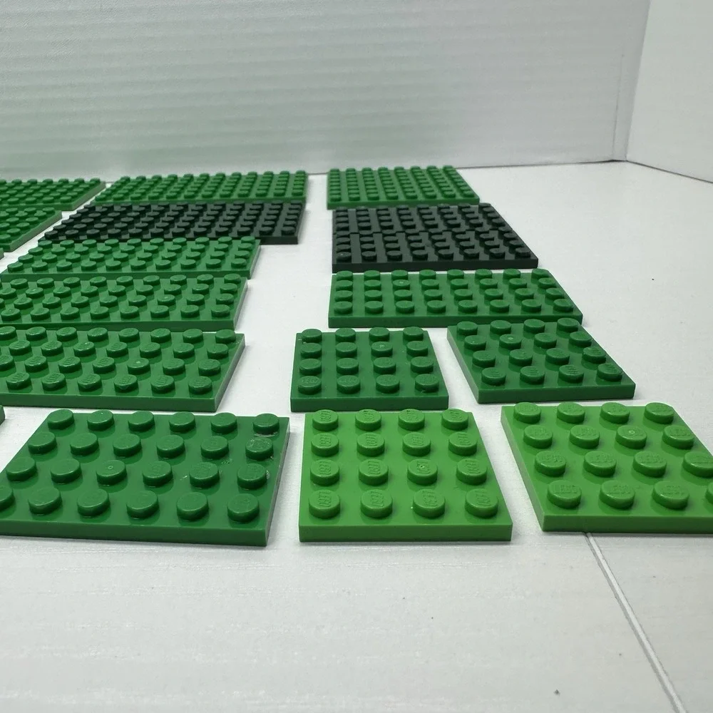 Lego Plates - Assorted Green Plate‎ In Assorted Sizes Lot Of 30
